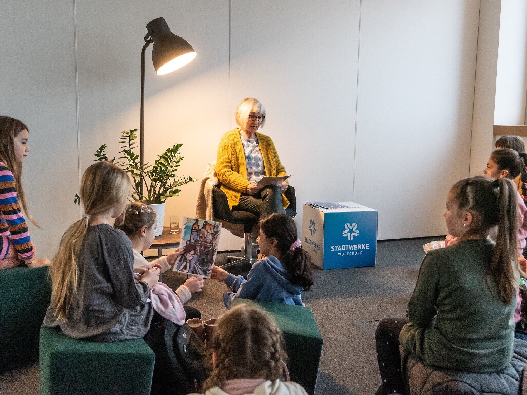 Vorlesetag am Wolfsburger Nordkopf: Schulkinder wurden viele tolle Geschichten vorgelesen.