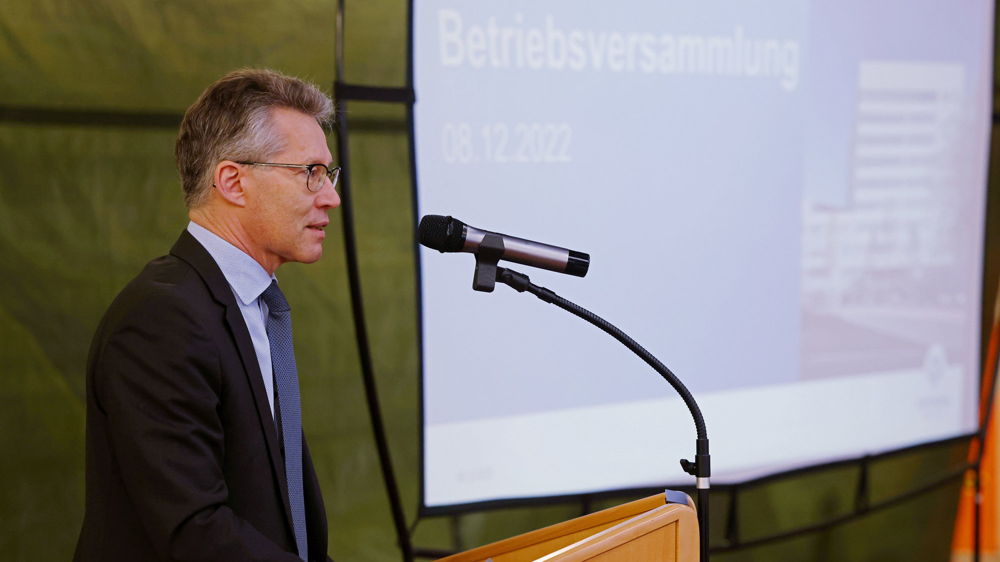 Auf der Betriebsversammlung in Wolfsburg berichtete der Stadtwerke-Vorstand Dr. Frank Kästner am Jahresende über die aktuelle Unternehmenssituation.