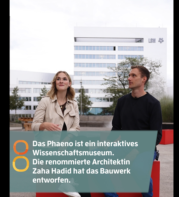 Kilian Keller beim Interview vor dem Wolfsburger Nordkopf Tower.